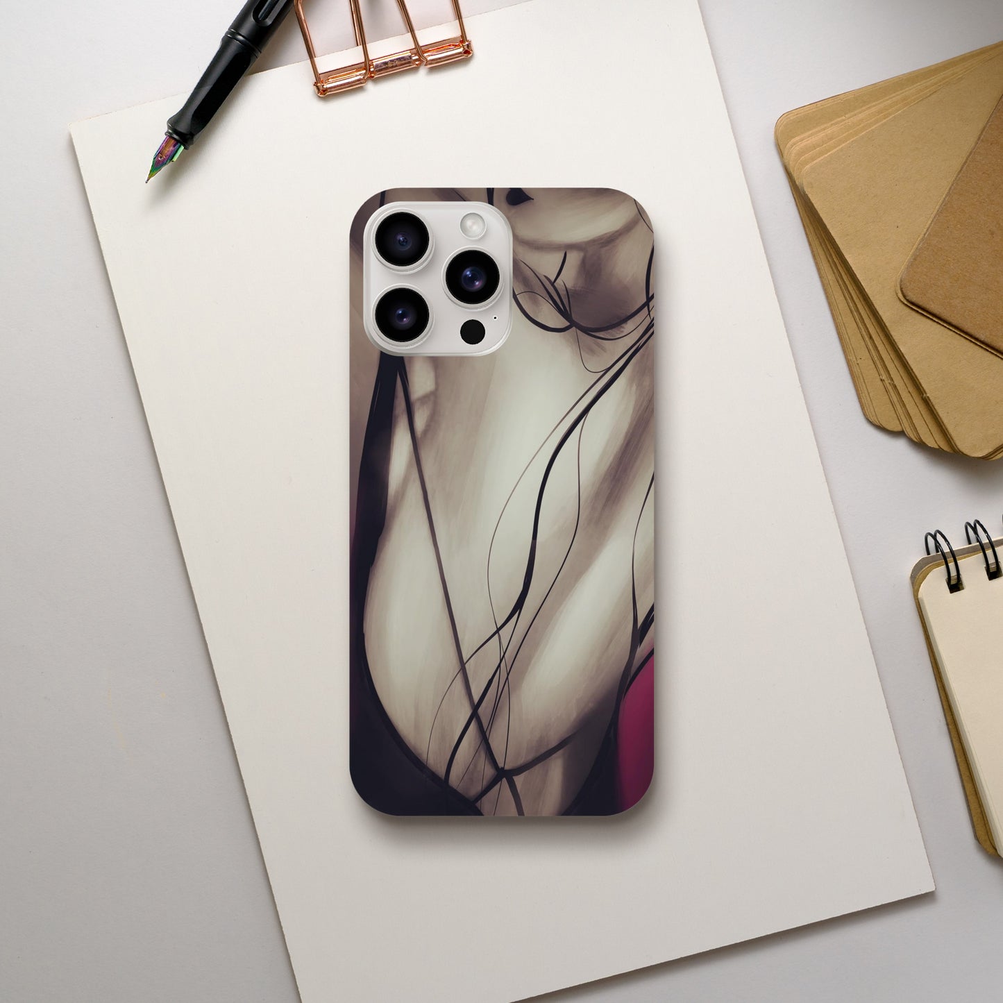 Coque Féminine – L’Art Sensuel d’une Tatoueuse Passionnée